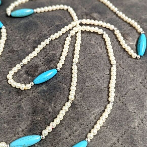 Vintage Faux Pearls and Blue Howelite Bead Necklace w/ Matching Pierced Earrings - Picture 9 of 12